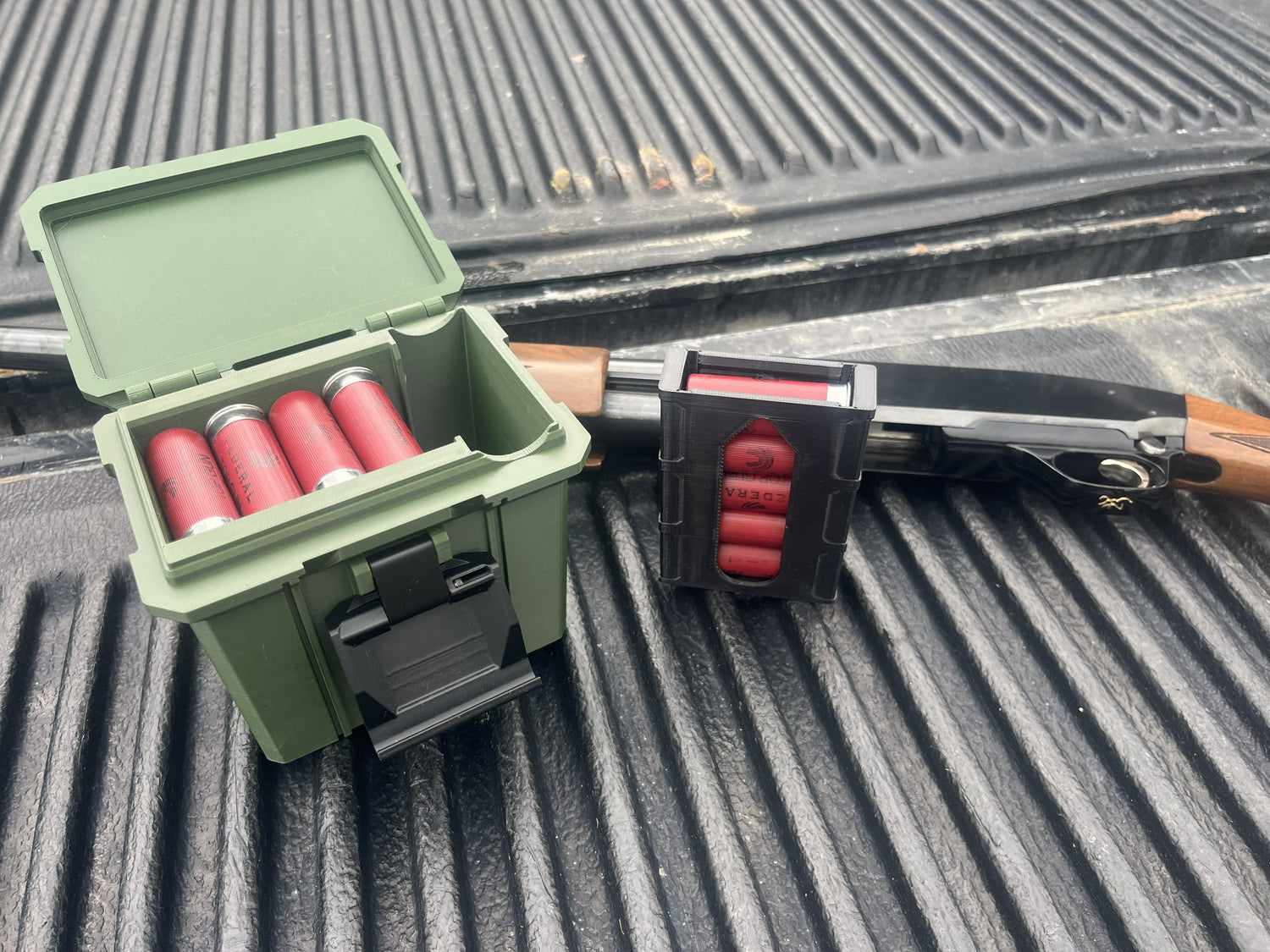 East Ridge Shotgun Box and a 5 Round Pocket Pack